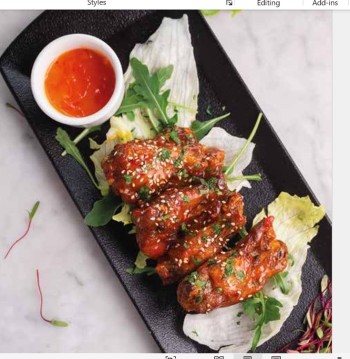 CHICKEN WINGS